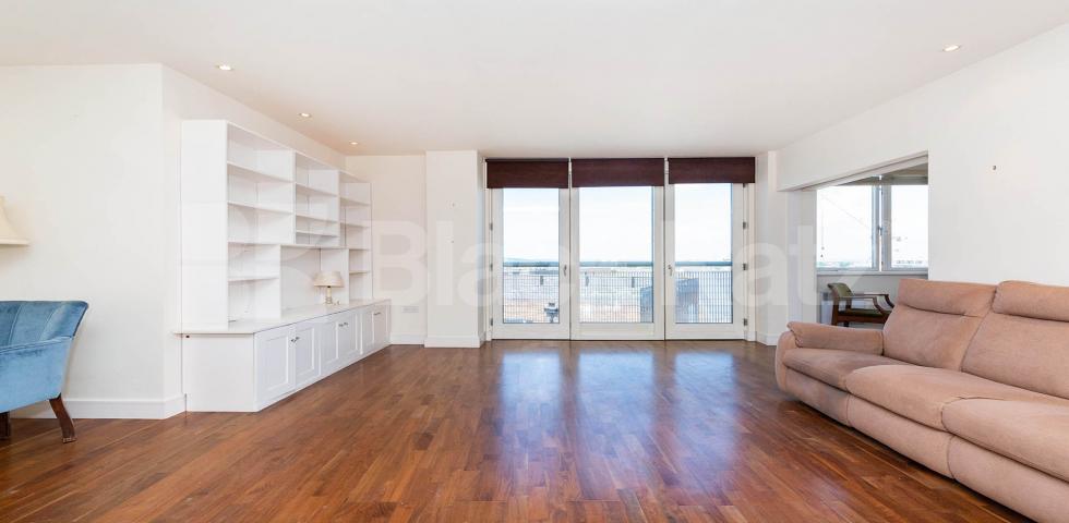 			Fantastic New Instruction Two Bed Apartment !, 2 Bedroom, 2 bath, 1 reception Apartment			 Crouch End Hill, Crouch End